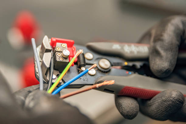 Best Circuit Breaker Repair  in St Paul, MN